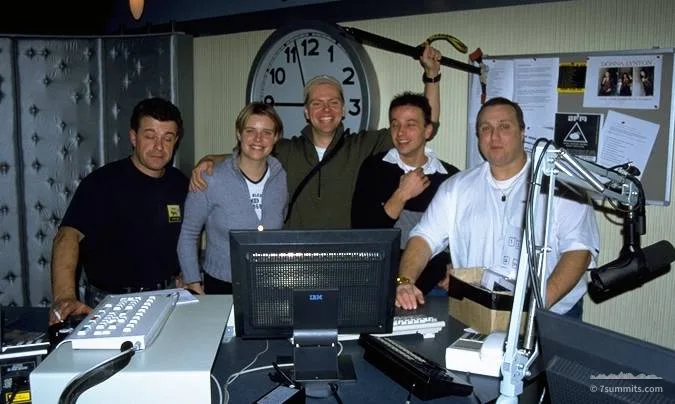 H&E in the 3FM studios with the 'Stenders Vroeg' team