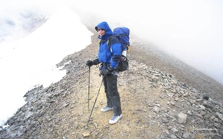 Erik on ridge above Independencia, 6450m