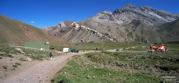 The Park guards and helicopter at the park entrance
