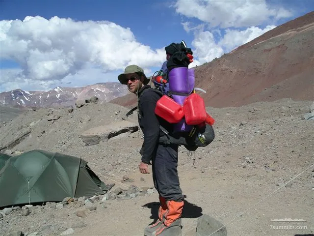 Big packs when leaving basecamp