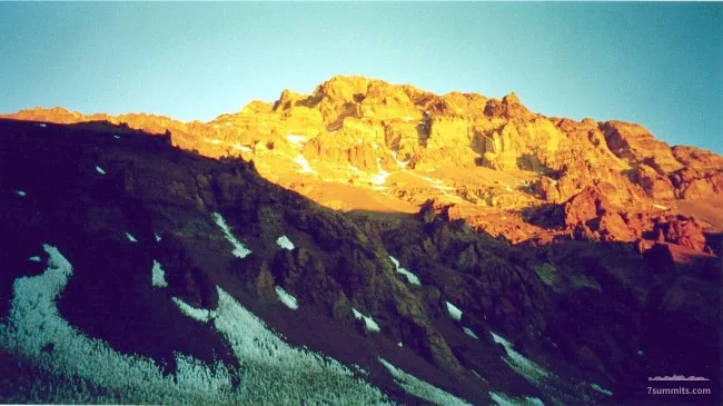 A beautiful welcome of Aconcagua after a warm day walk from Confluencia to Plaza de Mulas.