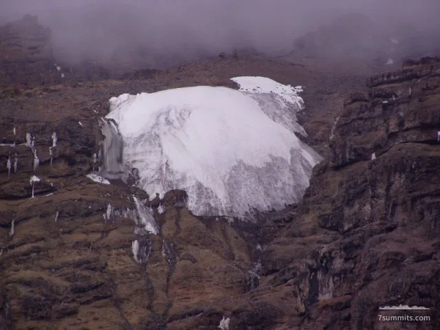 Unknown glacier from Arrow Glacier camp