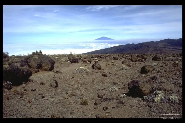 View over the Shiraplateau (Mount Meru in the back)
