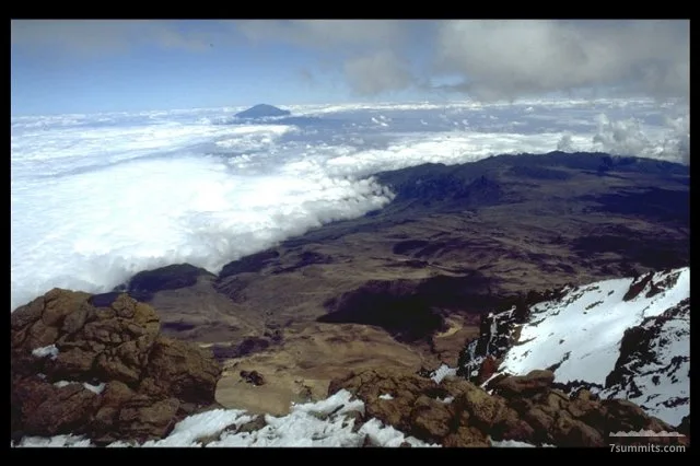 View of Shiraplateau and Meru (in the distance) from western breach