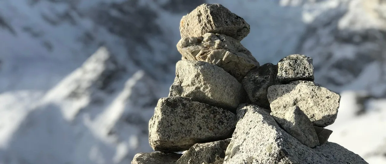 manaslu — nepal, manaslu, steinmann, mountains, stones, hike, cairn, nature, manaslu